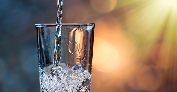 Agree or disagree: I drink at least 2L of water most days Agree or disagree: I drink at least 2L of water most days